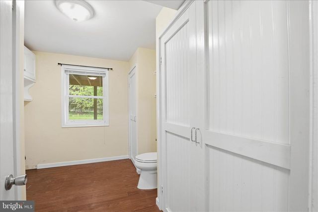 42 PINEWOOD AVE, Lititz, PA 17543