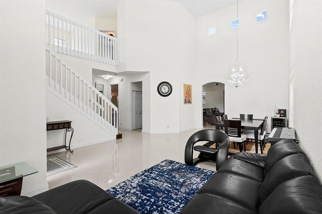 9728 Vineyard Court, Boca Raton, FL 33428