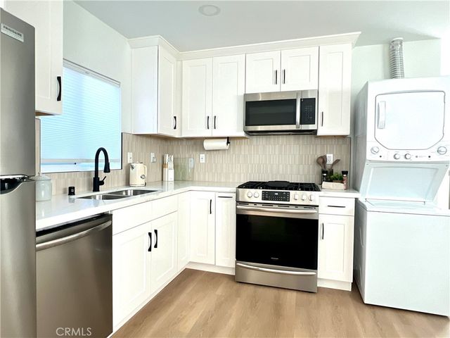 6399 San Harco Circle B, Buena Park, CA 90620