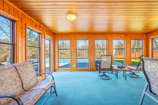 4564 Cliff Ridge Court, Eagan, MN 55123