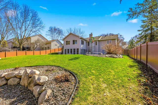 4564 Cliff Ridge Court, Eagan, MN 55123