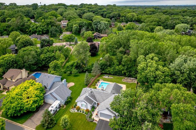 4564 Cliff Ridge Court, Eagan, MN 55123