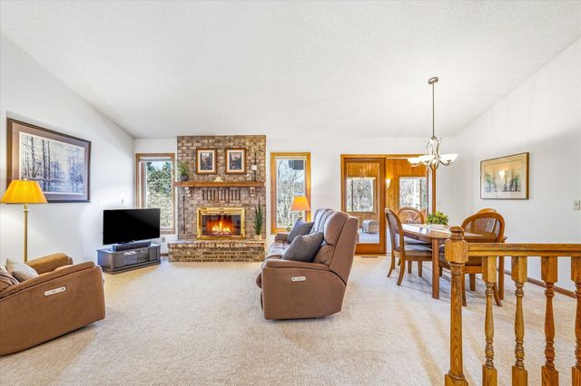 4564 Cliff Ridge Court, Eagan, MN 55123