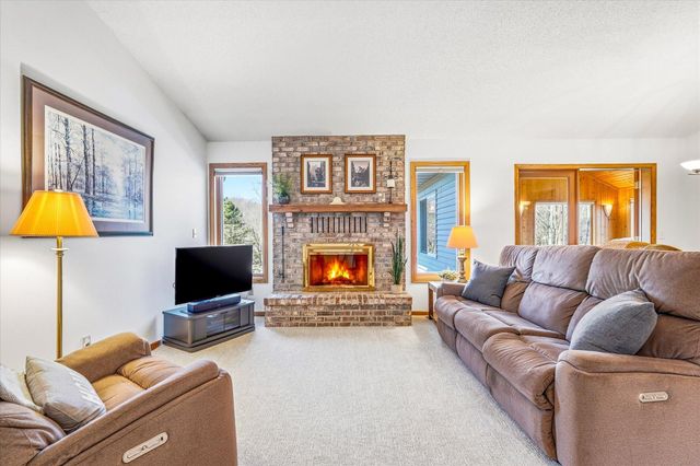 4564 Cliff Ridge Court, Eagan, MN 55123