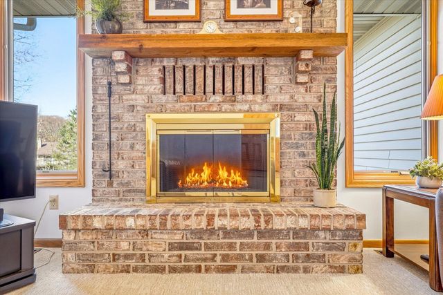 4564 Cliff Ridge Court, Eagan, MN 55123