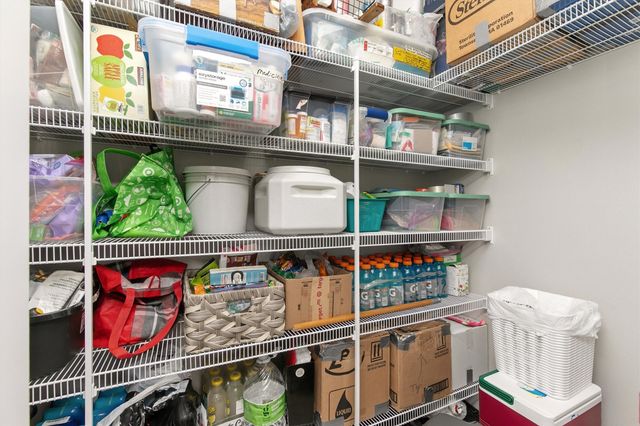 995 8th Street, Waukee, IA 50263