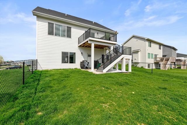 995 8th Street, Waukee, IA 50263