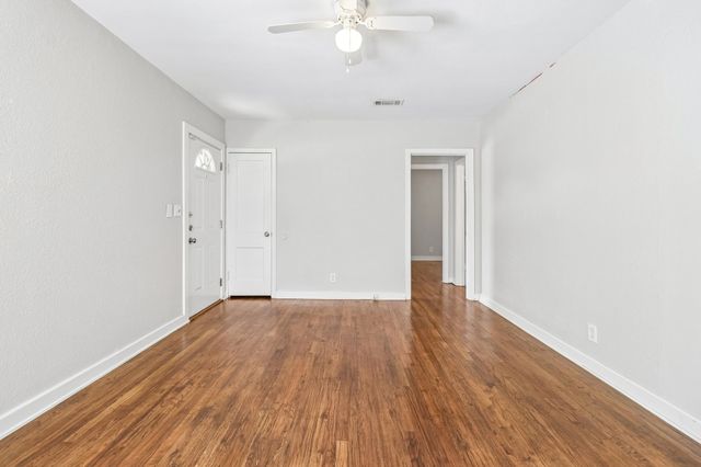 3812 Marks Place, Fort Worth, TX 76116