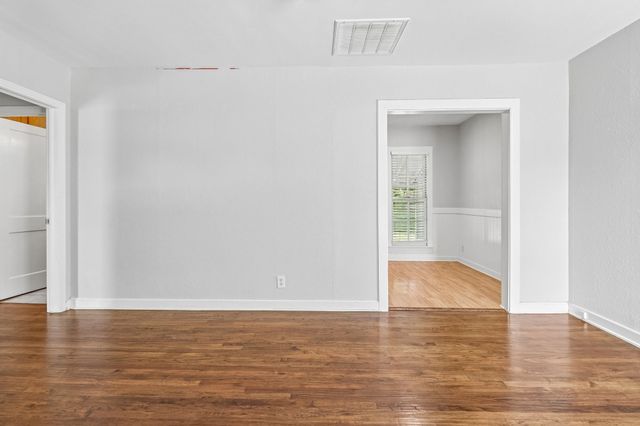 3812 Marks Place, Fort Worth, TX 76116