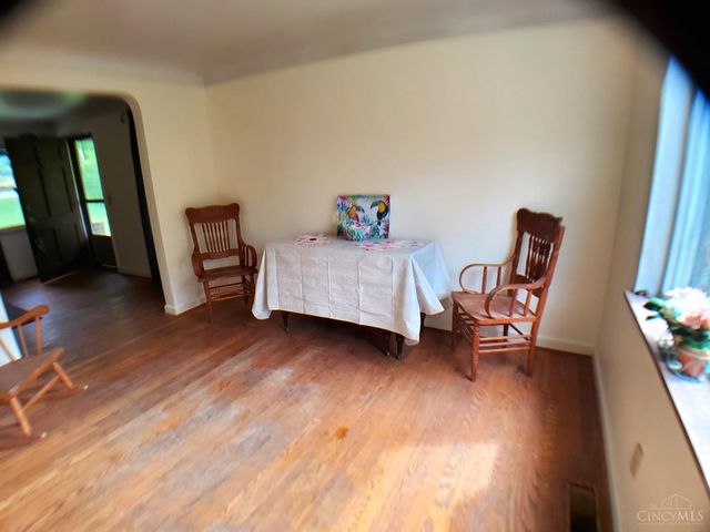 5837 E Kemper Road, Sharonville, OH 45241