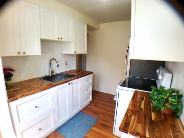 5837 E Kemper Road, Sharonville, OH 45241