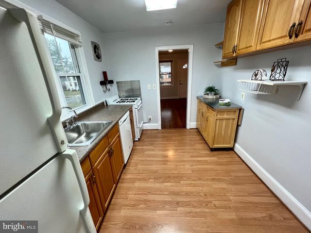 3712 LAWRENCE AVE, Kensington, MD 20895