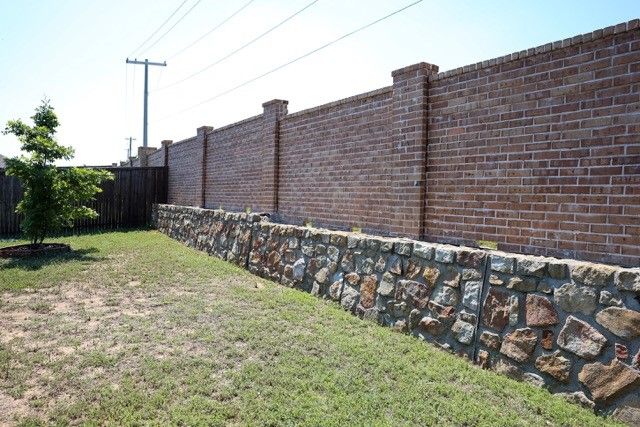 1416 Waggoner Drive, Aubrey, TX 76227