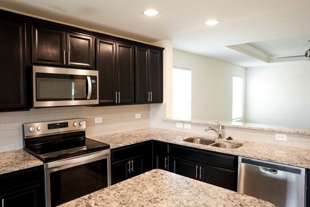 1416 Waggoner Drive, Aubrey, TX 76227