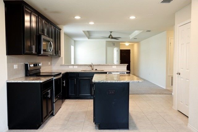 1416 Waggoner Drive, Aubrey, TX 76227