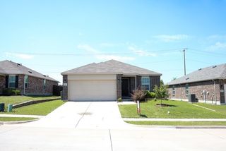 1416 Waggoner Drive, Aubrey, TX 76227