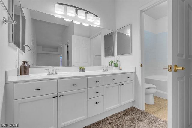 353 Amber Pine Street 203, Las Vegas, NV 89144