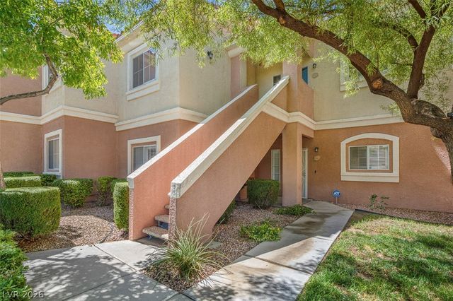 353 Amber Pine Street 203, Las Vegas, NV 89144