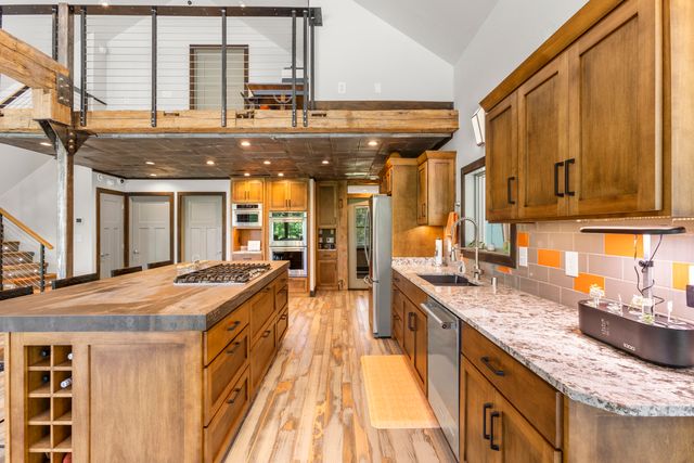 881 Booth Ridge Road, Rogers, KY 41365