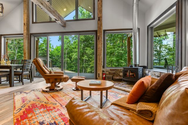 881 Booth Ridge Road, Rogers, KY 41365