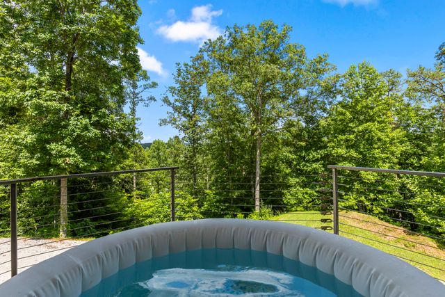 881 Booth Ridge Road, Rogers, KY 41365