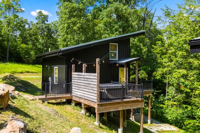 881 Booth Ridge Road, Rogers, KY 41365