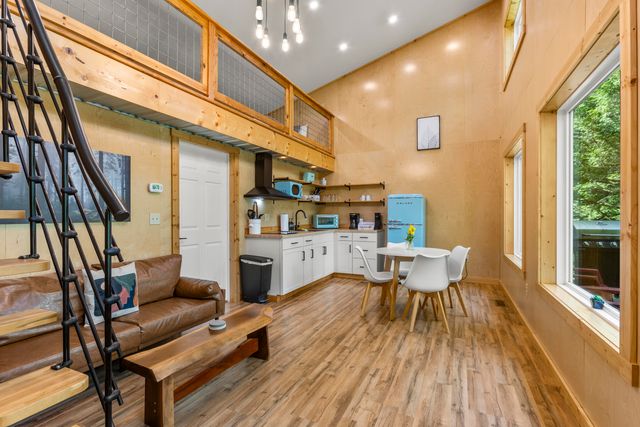 881 Booth Ridge Road, Rogers, KY 41365