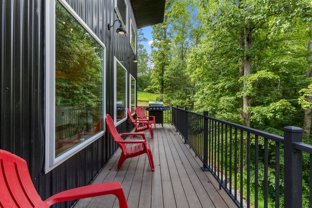 881 Booth Ridge Road, Rogers, KY 41365