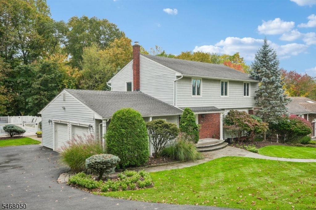 26 Almroth Dr, Wayne Twp., NJ 07470 — photo 3