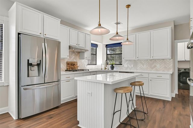 2505 Sarasota Drive, Friendswood, TX 77546