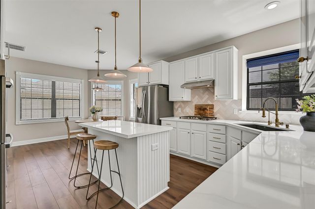 2505 Sarasota Drive, Friendswood, TX 77546