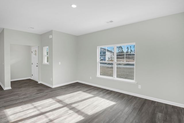 211 Raglins Way, Lugoff, SC 29078
