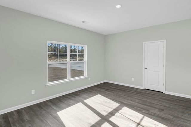 211 Raglins Way, Lugoff, SC 29078