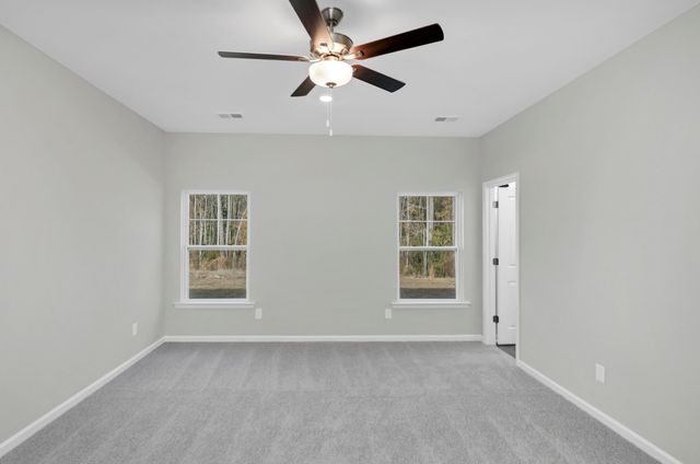 211 Raglins Way, Lugoff, SC 29078