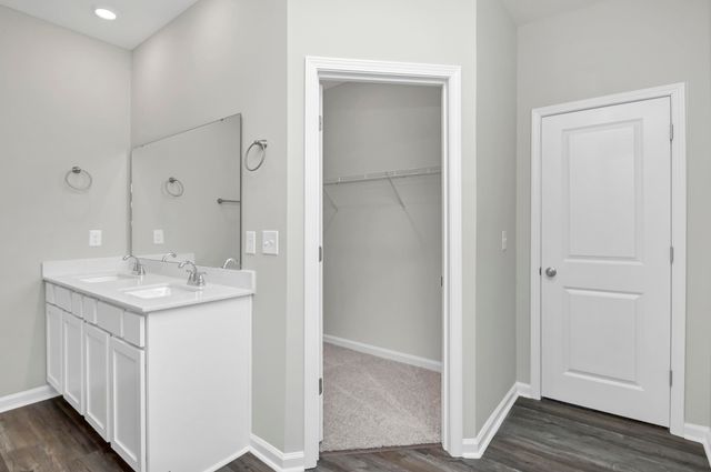 211 Raglins Way, Lugoff, SC 29078