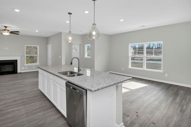 211 Raglins Way, Lugoff, SC 29078