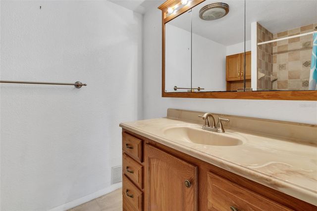 12302 QUAIL RUN ROW, Hudson, FL 34667