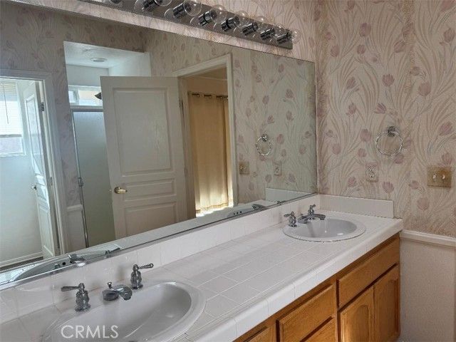 19569 Saint Andrews Way, Apple Valley, CA 92308