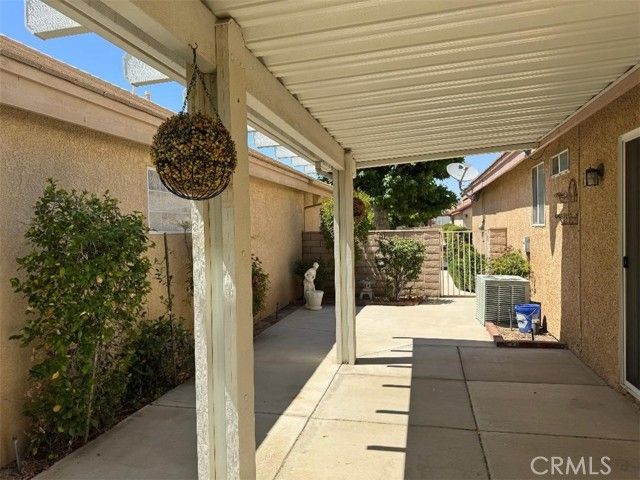 19569 Saint Andrews Way, Apple Valley, CA 92308