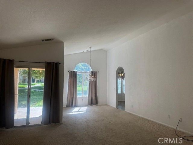 19569 Saint Andrews Way, Apple Valley, CA 92308