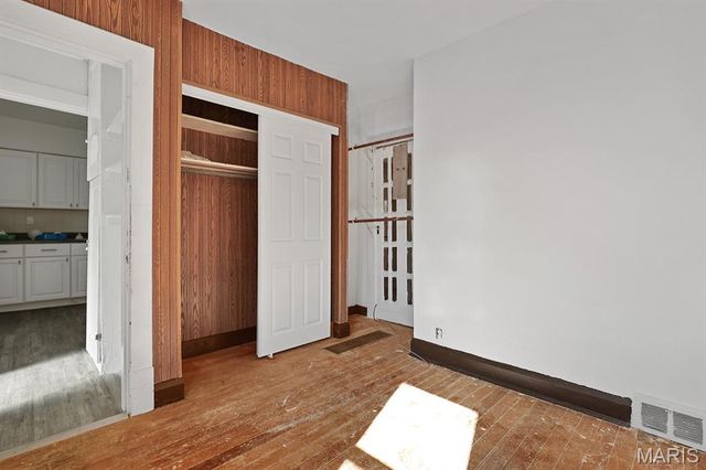 404 W Kirkham Avenue, Webster Groves, MO 63119