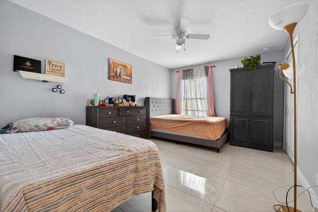 598 SW Kaabe Avenue, Port St. Lucie, Port St Lucie, FL 34953