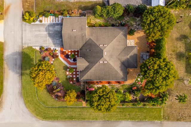 598 SW Kaabe Avenue, Port St. Lucie, Port St Lucie, FL 34953
