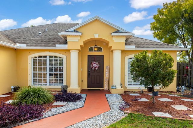 598 SW Kaabe Avenue, Port St. Lucie, Port St Lucie, FL 34953