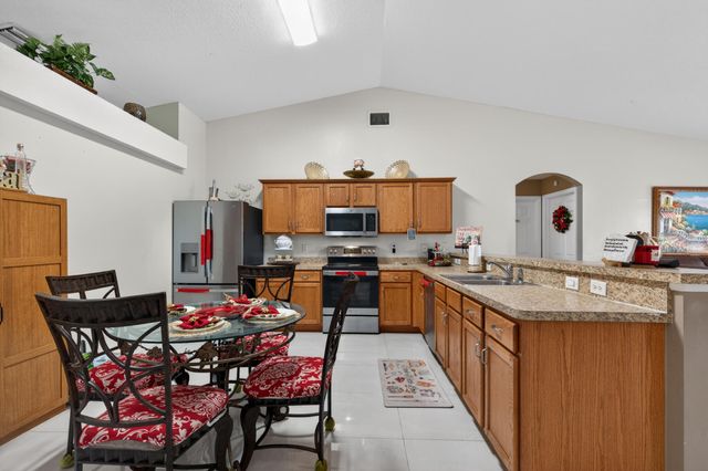 598 SW Kaabe Avenue, Port St. Lucie, Port St Lucie, FL 34953