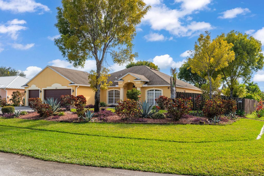 598 SW Kaabe Avenue, Port St. Lucie, Port St Lucie, FL 34953