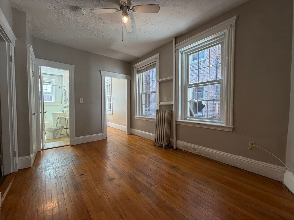 26 Myrtle St. 3, Boston, MA 02114