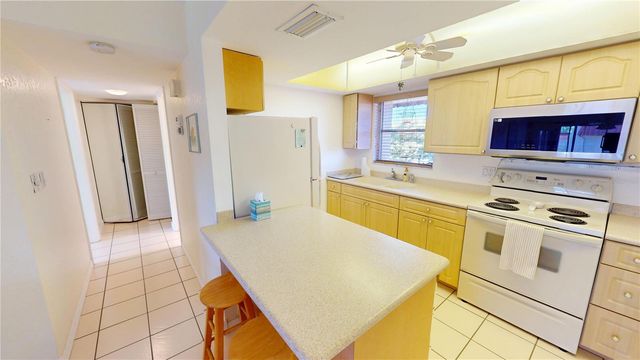 311 GARVIN STREET 201D, Punta Gorda, FL 33950