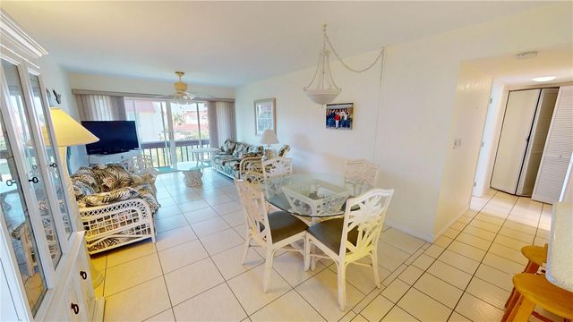 311 GARVIN STREET 201D, Punta Gorda, FL 33950