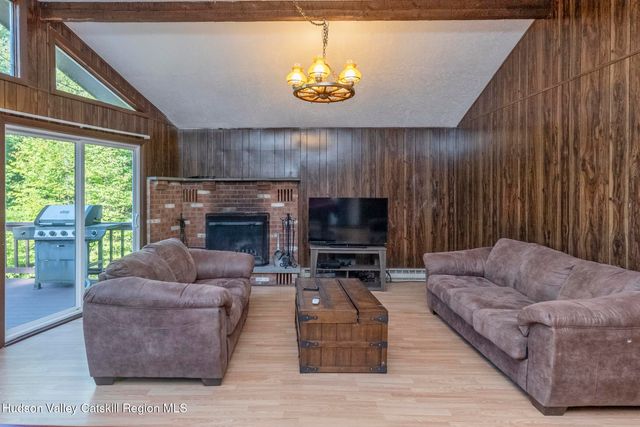 321 Terrace Drive, Lexington, NY 12468